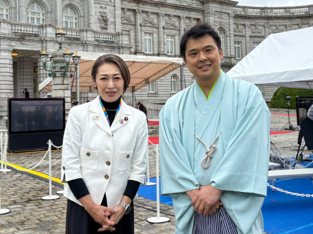 終演後、三原じゅん子大臣と昇吉